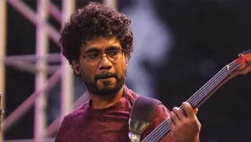 ফ্যানের সঙ্গে ঝুলে আত্মহত্যা করেছেন ফসিলস ব্যান্ডের বেসিস্ট