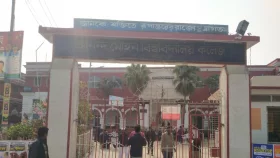থমথমে আনন্দ মোহন কলেজ