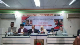 স্বামীর হত্যা মামলা থেকে রেহাই পেতে স্ত্রীর সংবাদ সম্মেলন