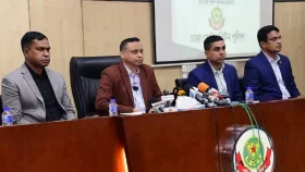 জামিনে কারামুক্ত ২ শীর্ষ সন্ত্রাসীকে নিয়ে যা জানালেন ডিবির মল্লিক