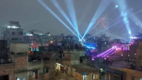 আলোর ঝলকানিতে মেতেছে পুরান ঢাকা