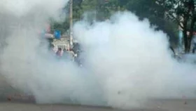 ককটেল ফাটিয়ে বিকাশ ব্যবসায়ীর ৬ লাখ টাকা ছিনতাই