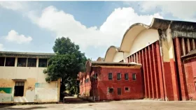 ফ্লোর ভাড়া ও শুটিং খরচ কমিয়েছে এফডিসি