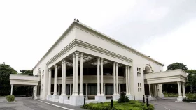 সর্বদলীয় বৈঠক শুরু
