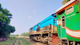 বিজয়নগরে পারাবত ট্রেনের ইঞ্জিন বিকল