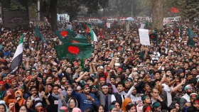 বিরোধী সমর্থক ও সাংবাদিকদের নির্বিচারে গ্রেপ্তার করা হচ্ছে