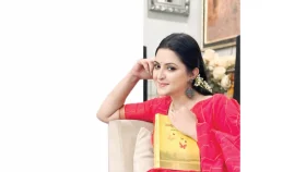 মুহূর্তটা স্পেশাল তবুও মন খারাপের