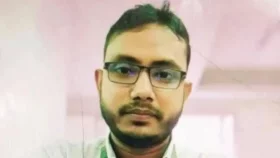 ট্রাকচাপায় শিবির নেতার দেহ ছিন্নভিন্ন&nbsp;