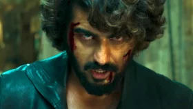 এবার ছাদ ভেঙে আহত অর্জুন কাপুরসহ ৬ জন