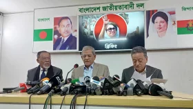 আ.লীগ লুটপাটের মাধ্যমে অর্থনীতিকে ধ্বংস করে দিয়েছে: মির্জা ফখরুল