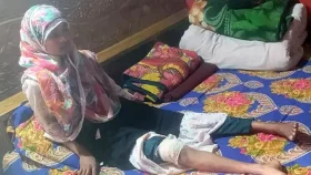 পুলিশের প্রশিক্ষণে ছোড়া গুলিতে নিজ বাড়িতে কিশোরী রক্তাক্ত
