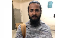 জাবিতে গভীর রাতে ছাত্রী হল থেকে বহিরাগত যুবক আটক, পুলিশে সোপর্দ