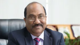 এসকে সুরের বাসায় অভিযান চালাচ্ছে দুদক, ১৭ লাখ টাকা উদ্ধার