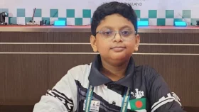 মাত্র ৯ বছর বয়সে বিশ্ব চ্যাম্পিয়ন ম্যাগনাস কার্লসেনকে হারাল মুগ্ধ