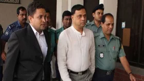 অস্ত্র মামলায় ১০ বছরের কারাদণ্ড থেকে খালাস পেলেন মামুন