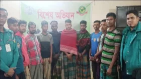 জুয়ার আসর থেকে ১৩ জুয়াড়ি গ্রেপ্তার