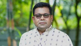 বাবা হারালেন কন্ঠশিল্পী মনির খান