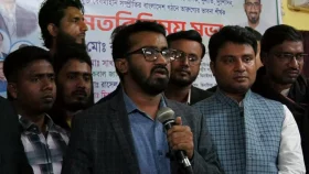 আ. লীগকে আর গণহত্যার সুযোগ দেয়া হবে না: রাশেদ খাঁন