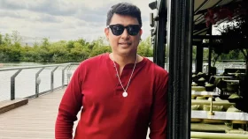 নায়িকার মন রাখতে বরফের ওপর জায়েদের ডিগবাজি