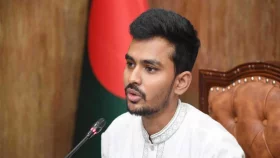 উপদেষ্টারা রাজনীতি করলে সরকার থেকে বের হয়ে করবে: আসিফ