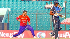 দুর্বারের কাছেই প্রথম হার রাইডার্সের