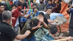 গণঅভ্যত্থানে হামলা-হত্যায় বহিরাগতদের সাথে ছিল ভিনদেশিরাও!