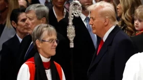 ক্ষমতা গ্রহণের পর প্রথম কার কাছে ক্ষমা চাইলেন ট্রাম্প