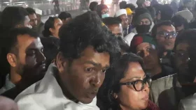 ডেকে নিয়ে আমাদের সঙ্গে প্রতারণা করা হয়েছে