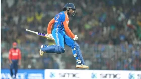 তিলকের দায়িত্বশীল ব্যাটিংয়ে ২ উইকেটে জয় ভারতের