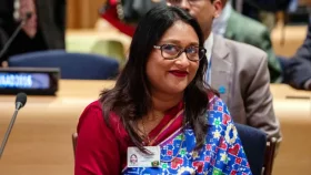 পুতুলের কানাডার নাগরিকত্বের প্রমাণ পেয়েছে দুদক