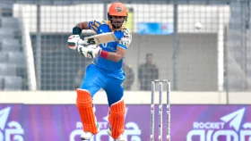 এবার ২৬ বলে ফিফটি নাইমের, ৫১ ডট বল দিয়ে খুলনা ১৮৭