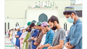 মেরাজের উপহার পাঁচ ওয়াক্ত নামাজ