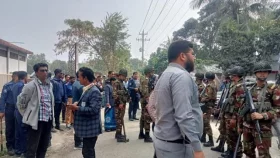 আশাশুনিতে বিএনপির দুই গ্রুপের সংঘর্ষে আহত ১০, ১৪৪ জারি