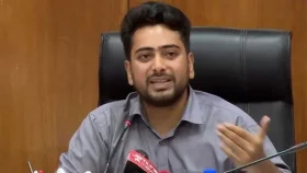 পদত্যাগের ব্যাপারে এখনও সিদ্ধান্ত হয়নি: উপদেষ্টা নাহিদ