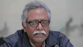 লুণ্ঠন-স্বৈরাচারের ভিত্তি হয়ে উঠেছে ৭২-র সংবিধান: আনু মুহাম্মদ