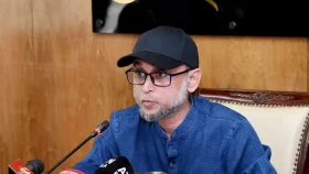 পদকপ্রাপ্তদের গ্রুপ ফটোসেশনের প্রচলিত রীতি থাকবে না: সংস্কৃতি উপদেষ্টা