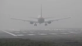 ঘন কুয়াশায় ফ্লাইট চলাচল ব্যহত, ঢাকায় নামতে না পেরে গেল কলকাতা