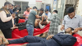 লক্ষ্মীপুরে দুর্বৃত্তদের হামলা ও গুলিতে ৪ সাংবাদিক আহত&nbsp;