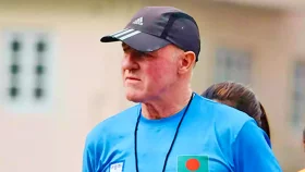 বাটলারের সিদ্ধান্ত, 'হয় ওরা থাকবে নয়তো আমি, সমঝোতার কোন সুযোগ নেই'