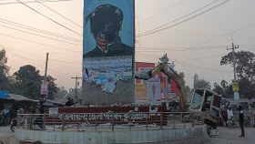 কুড়িগ্রামে শেখ মুজিবুর রহমানের ৩টি ম্যুরাল ভাঙচুর