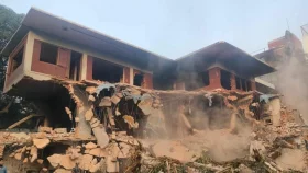 যেসব আ. লীগ নেতার বাড়ি ও স্থাপনা ভাঙচুর
