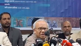 প্রতিবিপ্লব উঁকি-ঝুঁকি মারছে: রিজভী