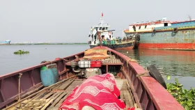 নিখোঁজের তিনদিন পর মেঘনা নদী থেকে নৌ শ্রমিকের লাশ উদ্ধার