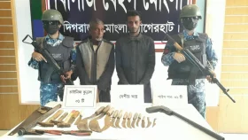 বাগেরহাটে যৌথবাহিনীর ডেভিল হান্ট অপারেশনে পাঁচজন গ্রেপ্তার