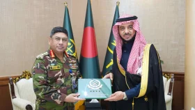 সেনাপ্রধানের সঙ্গে সৌদি রাষ্ট্রদূতের সৌজন্য সাক্ষাৎ
