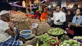 রমজানে সারা দেশে বাজার মনিটর করবে ৮০ টিম