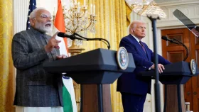 ভারতে যুদ্ধবিমান সরবরাহসহ সামরিক সরঞ্জাম বিক্রি বাড়াবে যুক্তরাষ্ট্র: ট্রাম্প