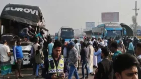 ঢাকা-মাওয়া এক্সপ্রেসওয়েতে ৩ গাড়ির সংঘর্ষ, আহত ১২