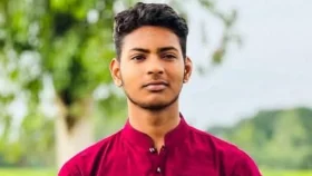 সেলফি তোলাই কাল হলো জুনায়েদের