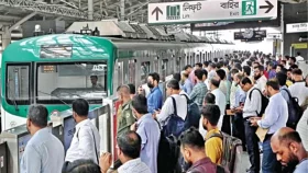 মেট্রোরেলে একদিনে ৪ লক্ষাধিক যাত্রী পরিবহনের রেকর্ড
